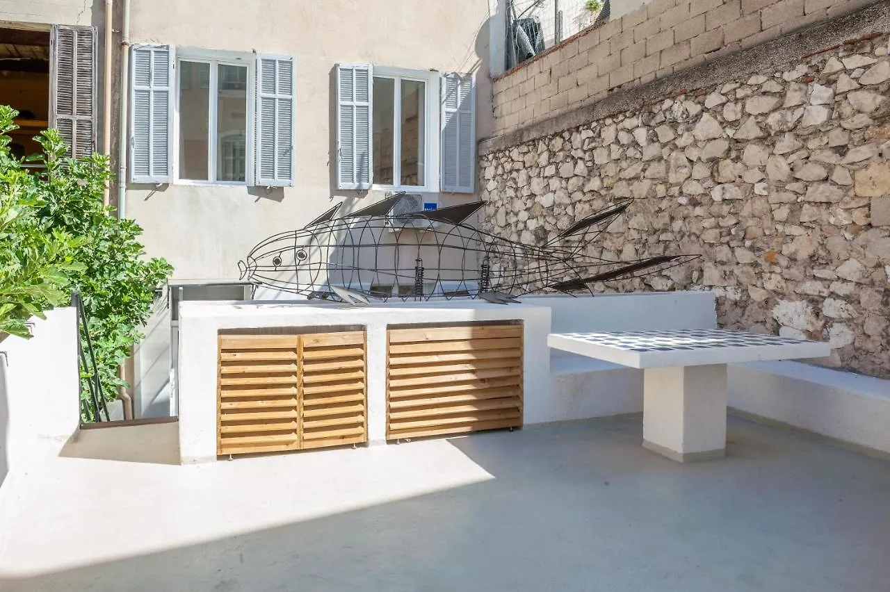 Appartement CMG Marseille - Maison Pagnol 0*,
